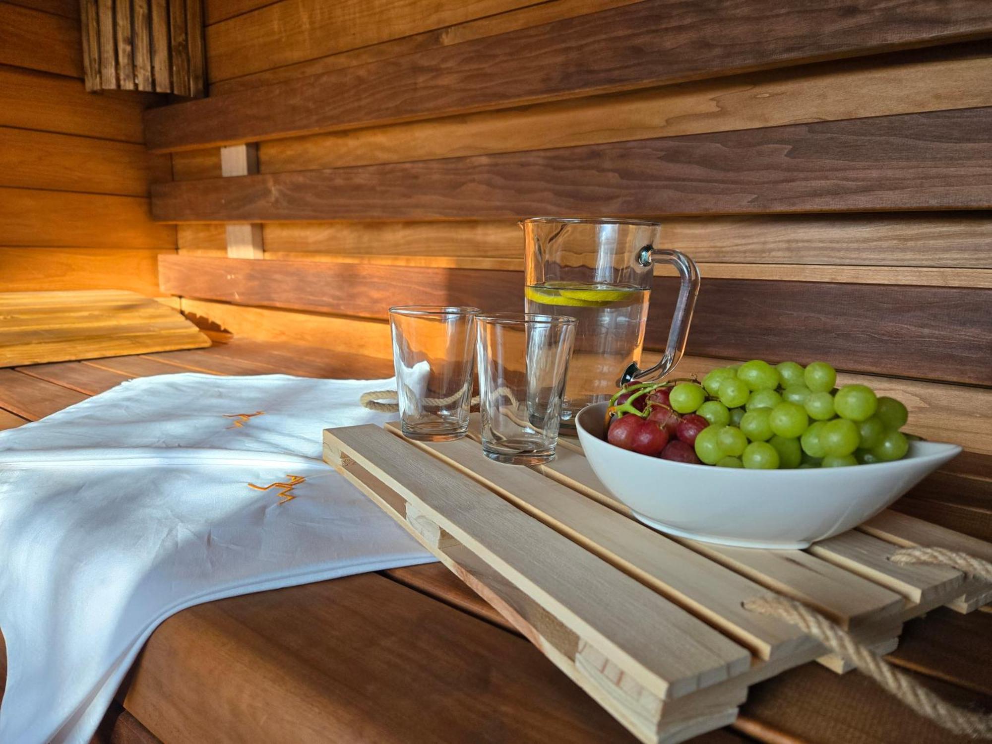 Apartmanovy Dom Krivan Bešeňová 外观 照片