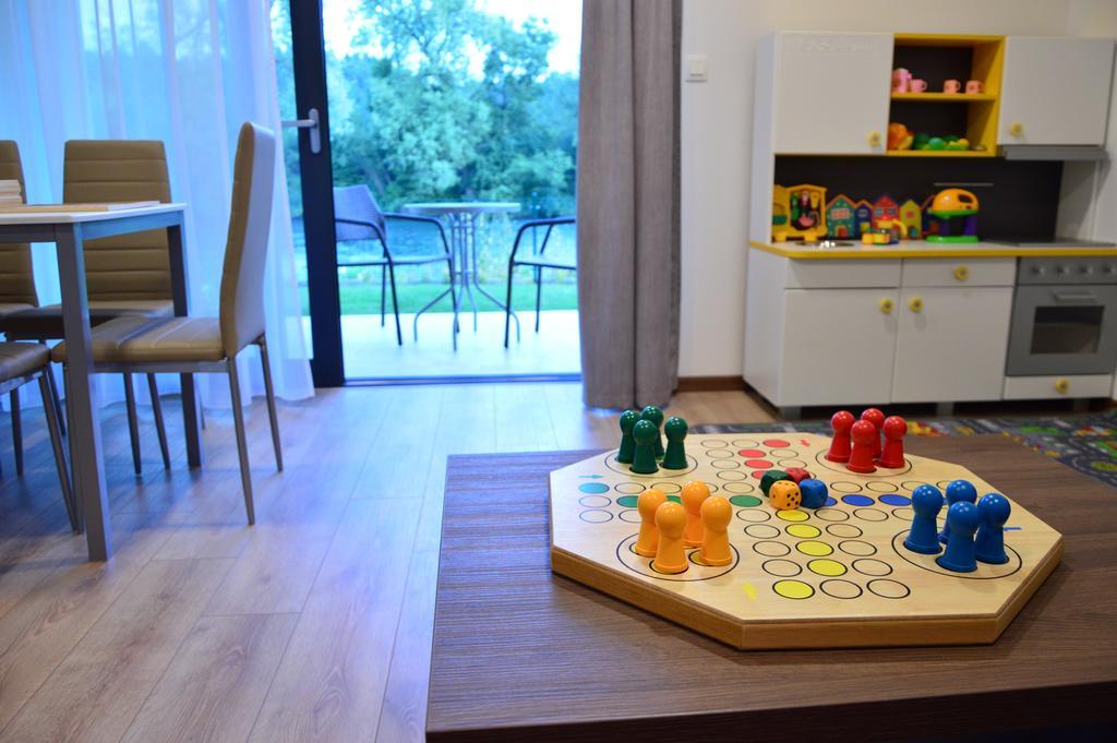 Apartmanovy Dom Krivan Bešeňová 外观 照片