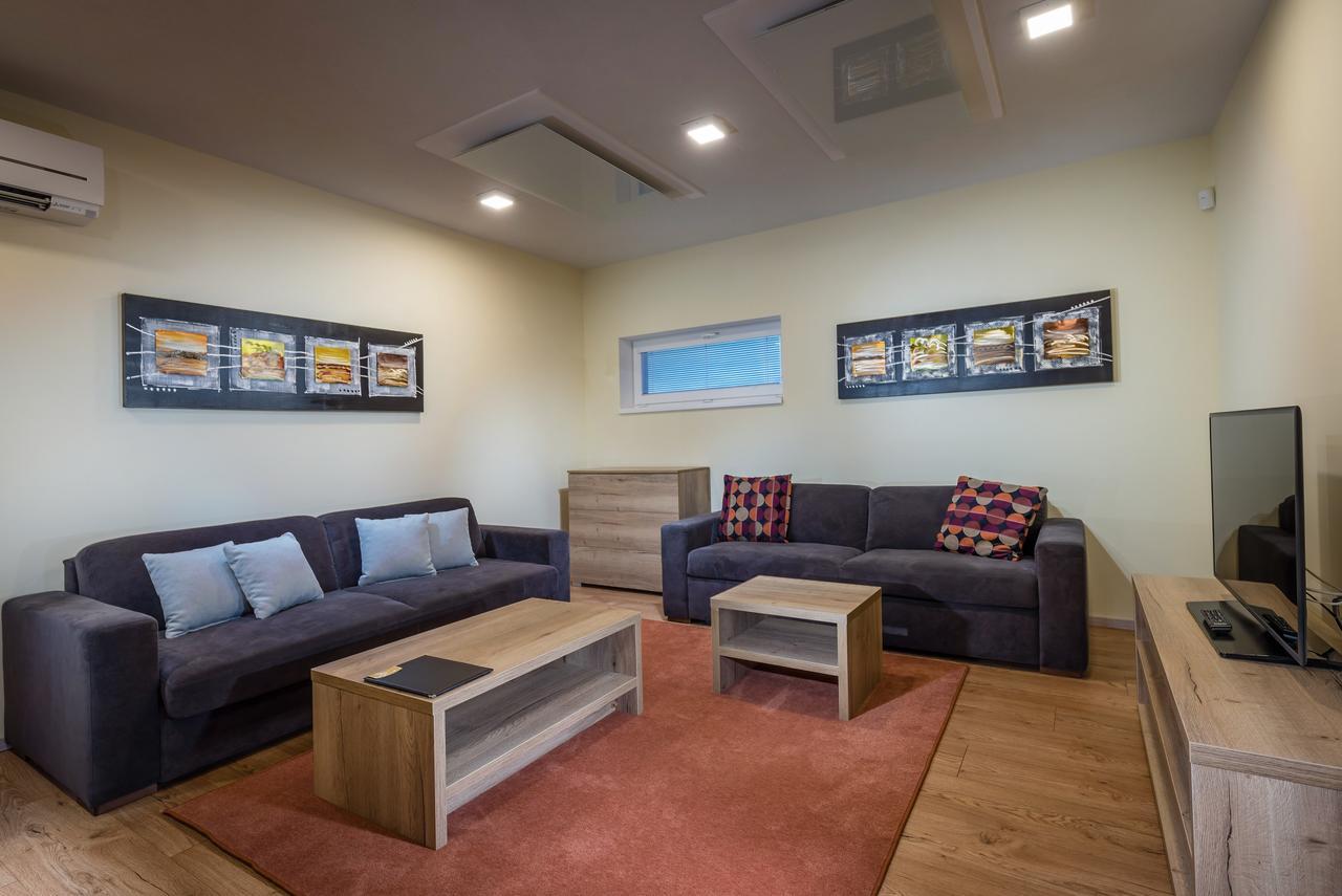 Apartmanovy Dom Krivan Bešeňová 外观 照片